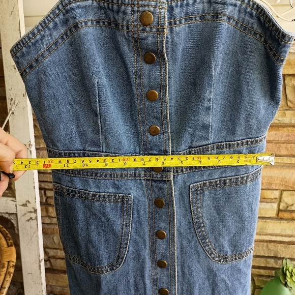 Blue Denim Button-Down Dress_Medium - Picture 7 of 9